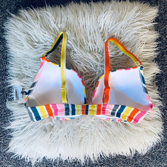 NWT Bikini Top 🌈 OBO - Picture 2 of 8